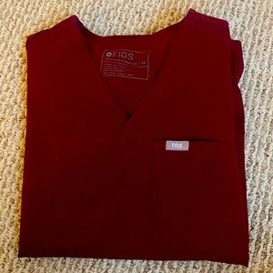 Figs burgundy Catarina scrub top